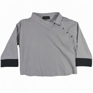 Ozai N Ku Gray Asymmetric Button Top – Size M 3/4 Sleeve Greece